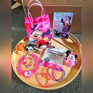 Gift bundle! Disney Minnie